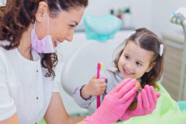 Best Tooth Extraction  in Woodsboro, TX